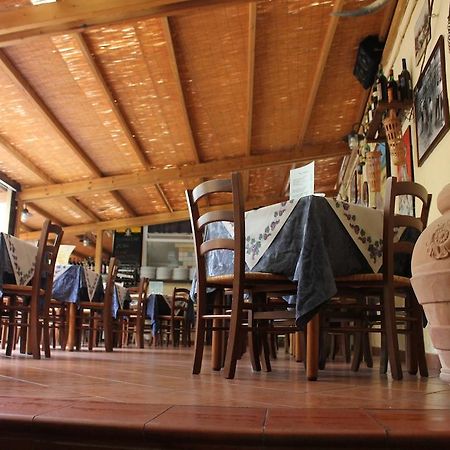 Albergo La Portaccia 카스틸리오네 델라 페스카이아 외부 사진